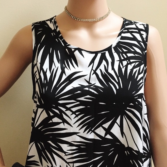 Michael Kors Black And White Sleeveless Tunic - Picture 3 of 5